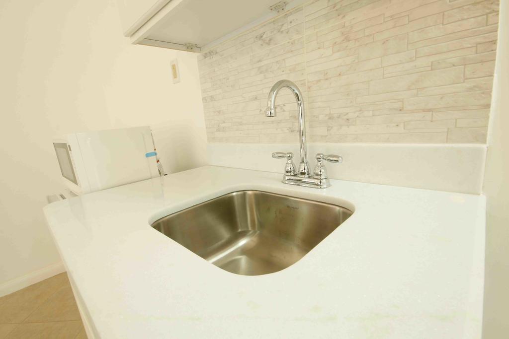 Cattleya Luxury Suites 킹스톤 객실 사진