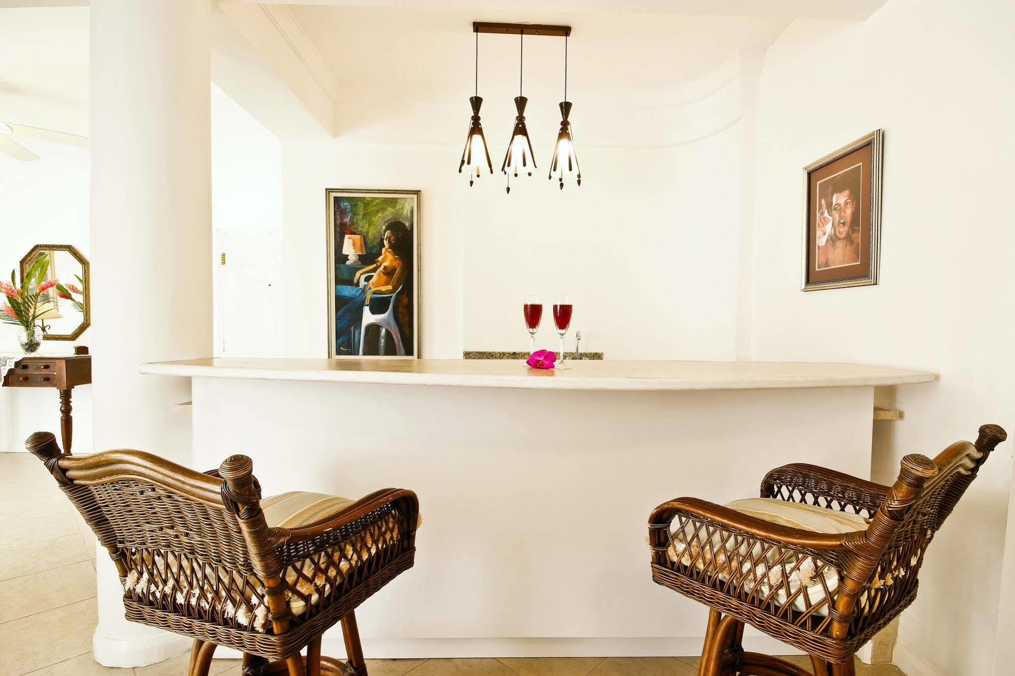 Cattleya Luxury Suites 킹스톤 외부 사진